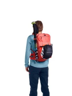 Ortovox "Traverse 18 S" - Blush -Outdoor Ausrüstungsgeschäft 48523 34101 TRAVERSE 18 S K2121 d3 WebRes