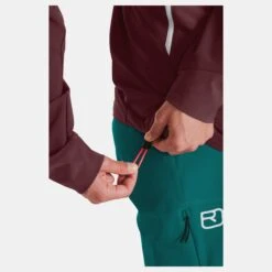 Ortovox "Pala Hooded Jacket W" - Winetasting -Outdoor Ausrüstungsgeschäft 62166 PALA HOODED JACKET W D 02