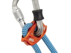 Petzl "Connect Adjust" -Outdoor Ausrüstungsgeschäft L034AA00 CONNECT ADJUST focus 2 LowRes