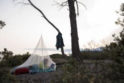 Care Plus "Moskitonetz Imprägniert" - Wedge -Outdoor Ausrüstungsgeschäft cp wedgeimpregnated szene 3